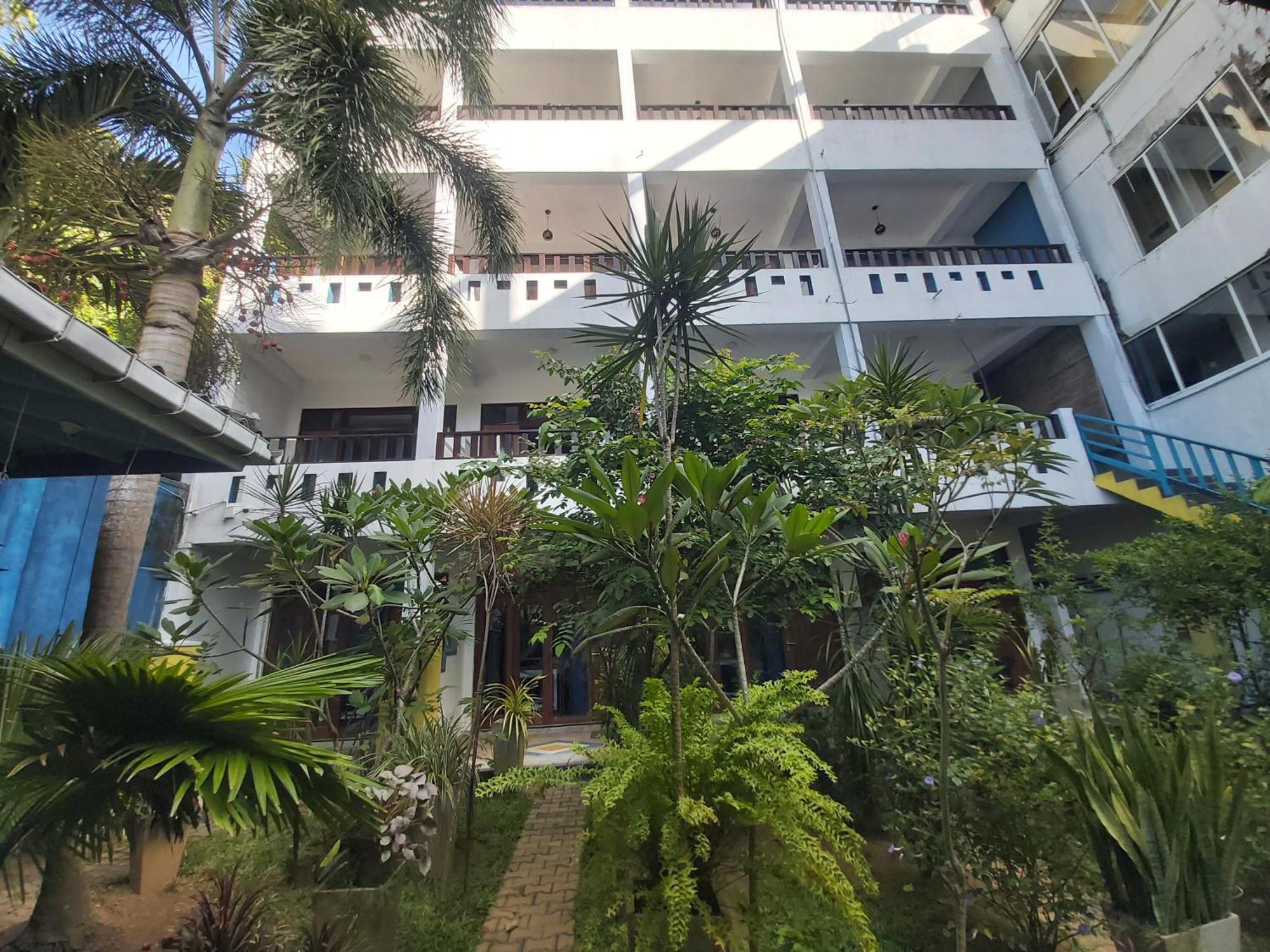 Aaradhya Mirissa Hotel Exterior photo