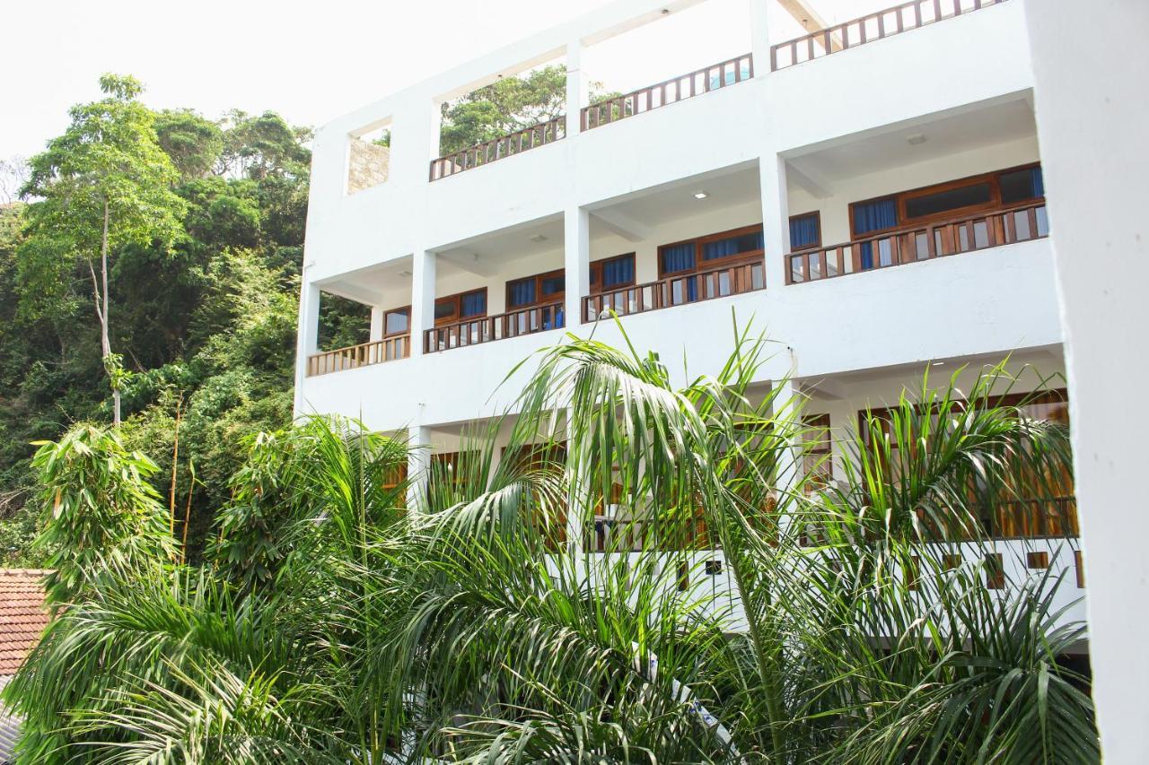 Aaradhya Mirissa Hotel Exterior photo